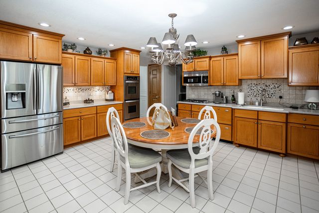 7525 Halesia Court, Orland Park, IL 60462