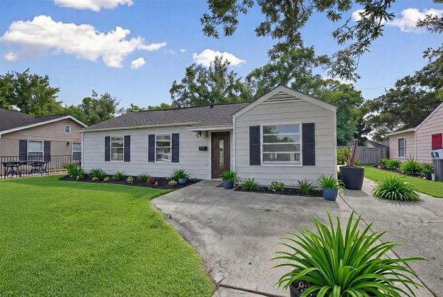 1722 Caspersen Drive, Jacinto City, TX 77029