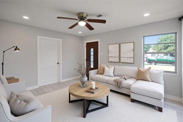 1722 Caspersen Drive, Jacinto City, TX 77029