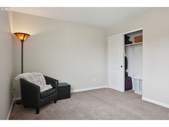 2813 Se BAKER Ave, Gresham, OR 97080