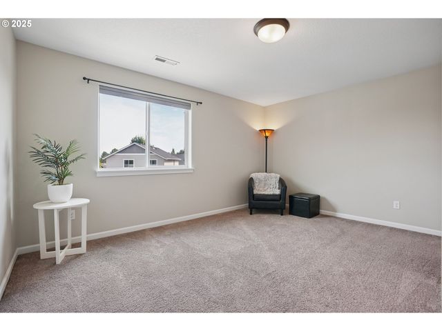 2813 Se BAKER Ave, Gresham, OR 97080