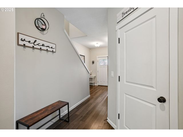 2813 Se BAKER Ave, Gresham, OR 97080