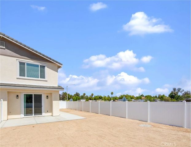 5852 -5854 Norwood Avenue, Riverside, CA 92505