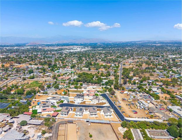 5852 -5854 Norwood Avenue, Riverside, CA 92505