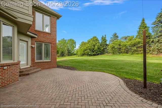 17258 Stonebrook Drive, Northville Township, MI 48168
