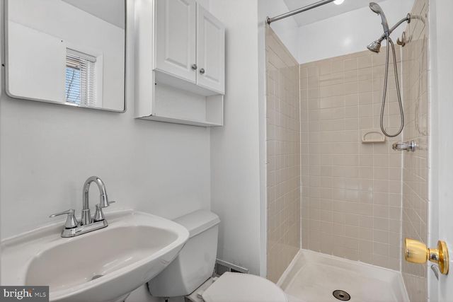 7716 ONTARIO RD, Gainesville, VA 20155