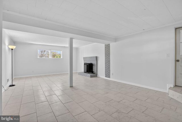 7716 ONTARIO RD, Gainesville, VA 20155