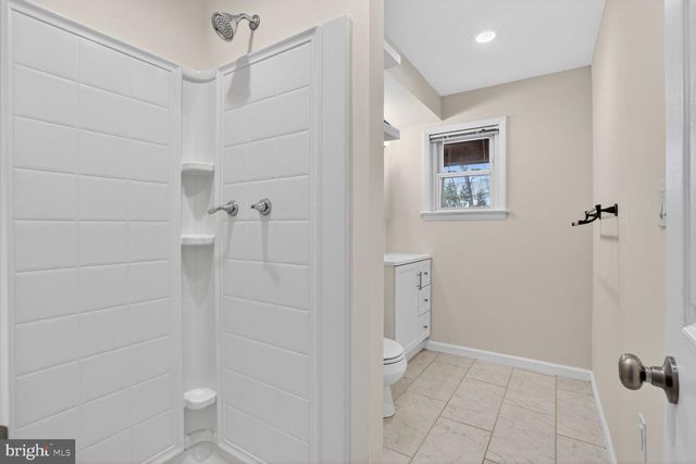 7716 ONTARIO RD, Gainesville, VA 20155