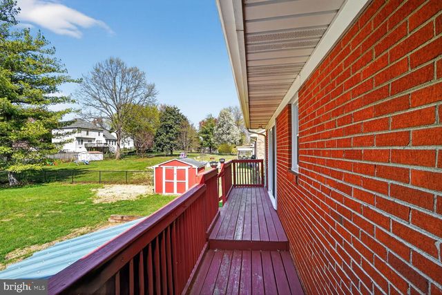 7716 ONTARIO RD, Gainesville, VA 20155