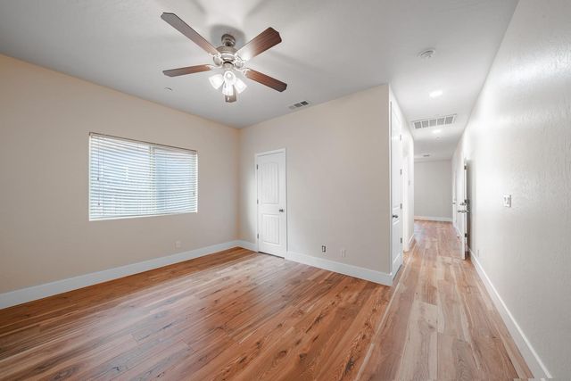 6689 W Lucas Drive, Fresno, CA 93722