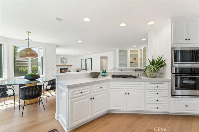1827 Port Westbourne Place, Newport Beach, CA 92660