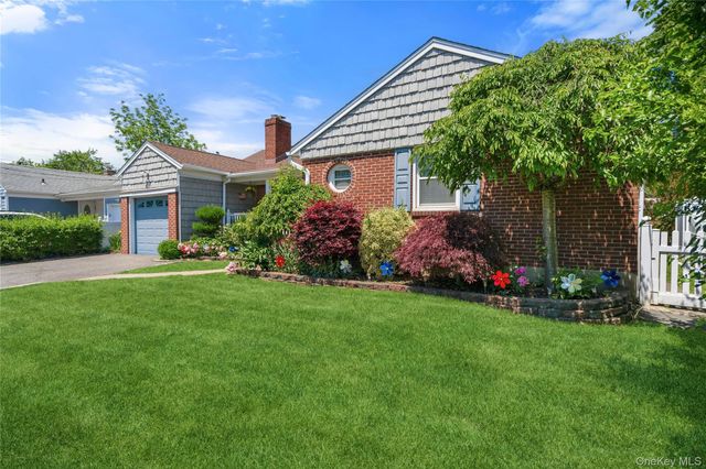 340 Main Street, East Rockaway, NY 11518
