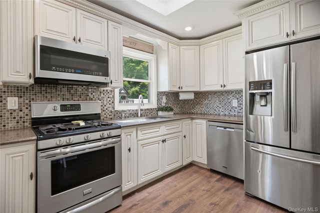 340 Main Street, East Rockaway, NY 11518