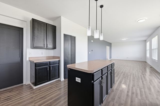 4686 Plymouth Avenue, Yorkville, IL 60560