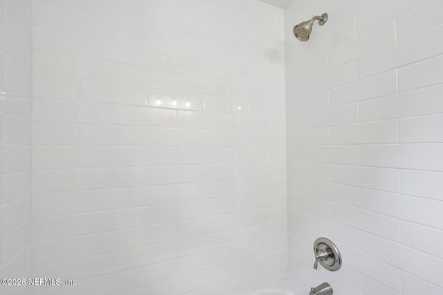 5834 HYDE GROVE Avenue, Jacksonville, FL 32210