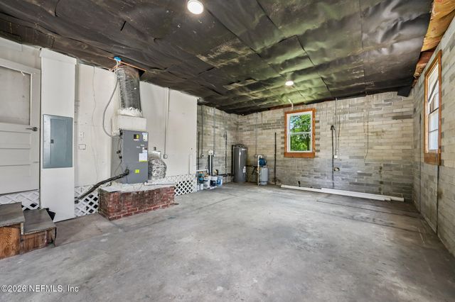 5834 HYDE GROVE Avenue, Jacksonville, FL 32210