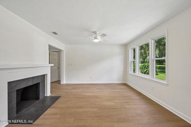 5834 HYDE GROVE Avenue, Jacksonville, FL 32210