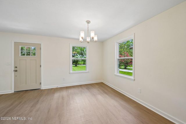 5834 HYDE GROVE Avenue, Jacksonville, FL 32210