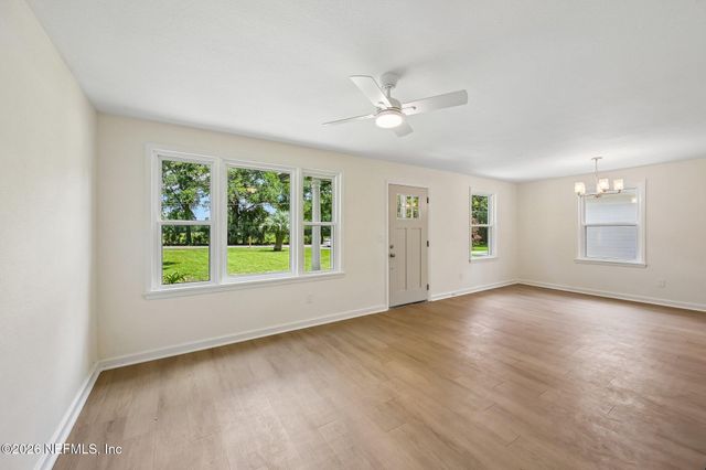 5834 HYDE GROVE Avenue, Jacksonville, FL 32210