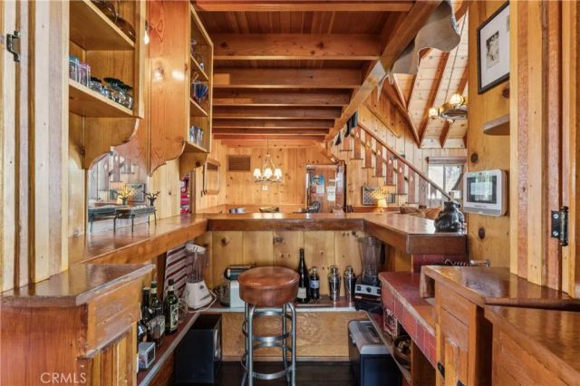 238 Maple Drive, Lake Arrowhead, CA 92352