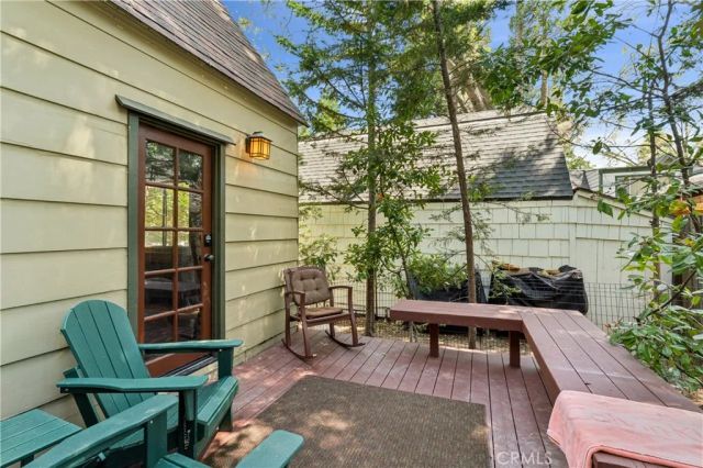 238 Maple Drive, Lake Arrowhead, CA 92352