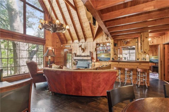 238 Maple Drive, Lake Arrowhead, CA 92352