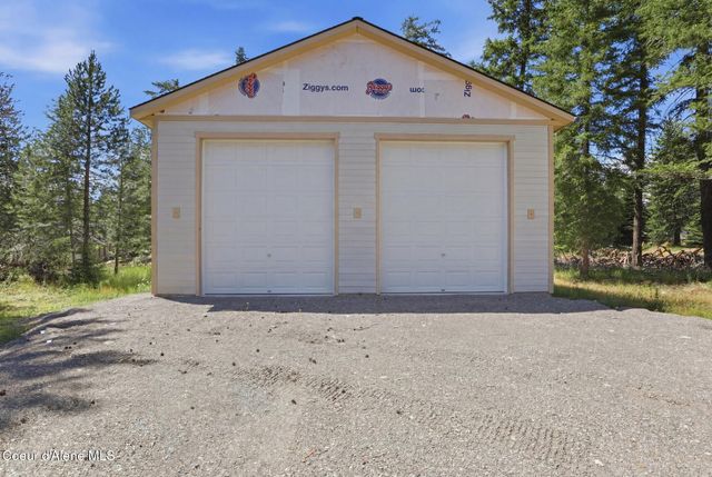 10239 E Bunco RD, Athol, ID 83801