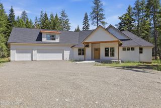 10239 E Bunco RD, Athol, ID 83801