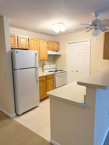 15200 SILVER Parkway, Fenton, MI 48430