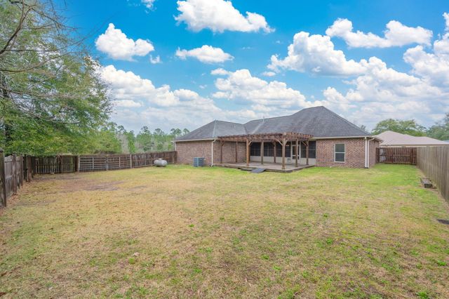 6450 Amanda Court, Crestview, FL 32536