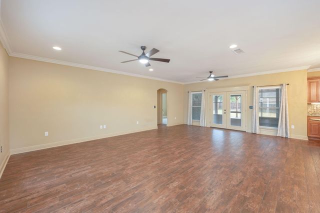 6450 Amanda Court, Crestview, FL 32536