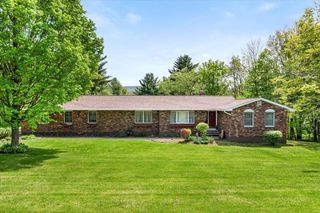 34 Southshire Drive, Bennington, VT 05201