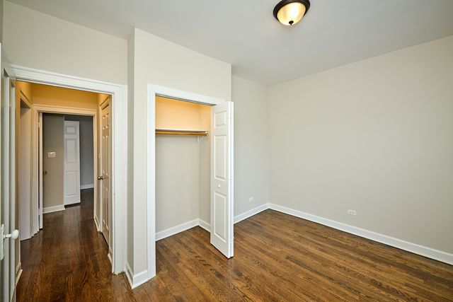 1351 W Touhy Avenue 2N, Chicago, IL 60626