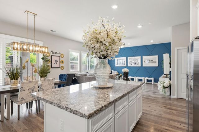 2185 Cumberland Loop, Roseville, CA 95747