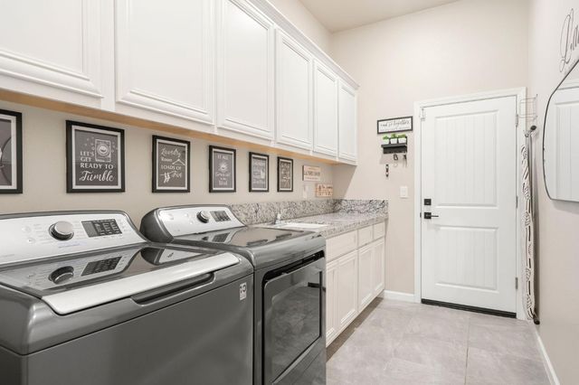 2185 Cumberland Loop, Roseville, CA 95747