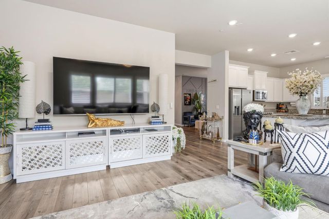 2185 Cumberland Loop, Roseville, CA 95747