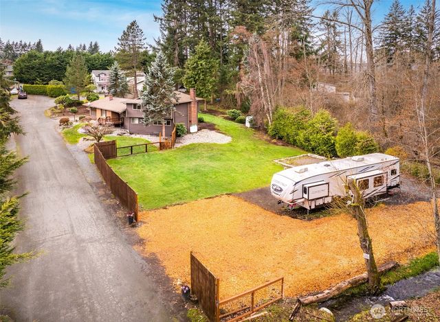 13922 Manor Way, Lynnwood, WA 98087