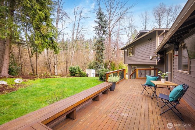 13922 Manor Way, Lynnwood, WA 98087