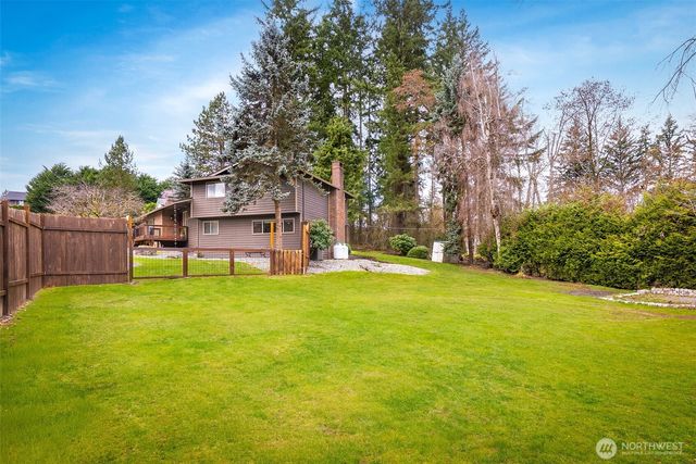 13922 Manor Way, Lynnwood, WA 98087