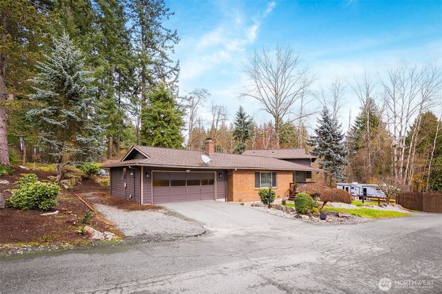 13922 Manor Way, Lynnwood, WA 98087