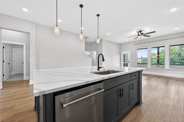 717 Cannon Cove, Cave Springs, AR 72718