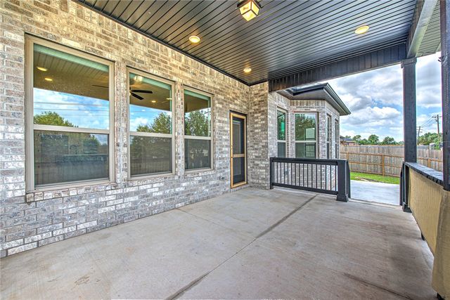 717 Cannon Cove, Cave Springs, AR 72718