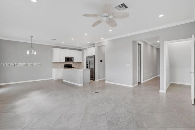 1422 Silk Oak Drive, Hollywood, FL 33021