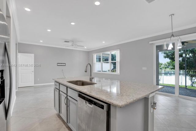 1422 Silk Oak Drive, Hollywood, FL 33021