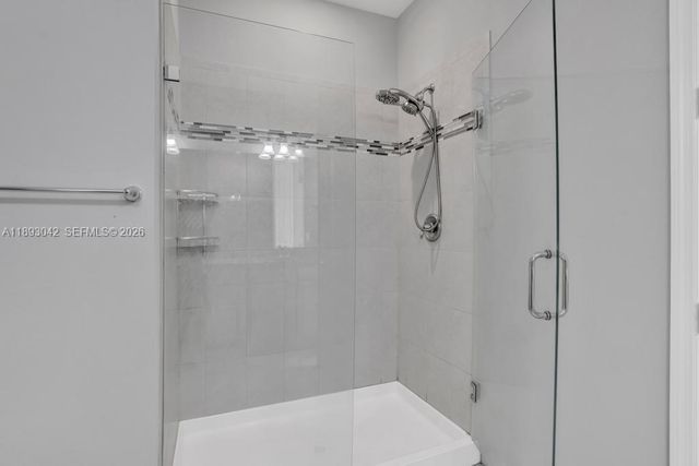 1422 Silk Oak Drive, Hollywood, FL 33021