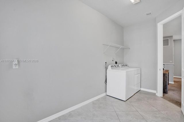 1422 Silk Oak Drive, Hollywood, FL 33021