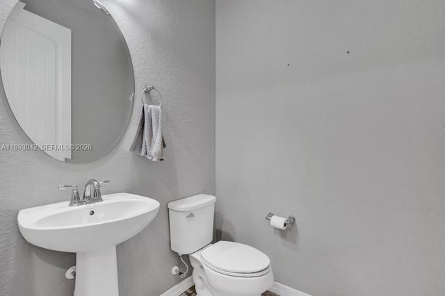1422 Silk Oak Drive, Hollywood, FL 33021