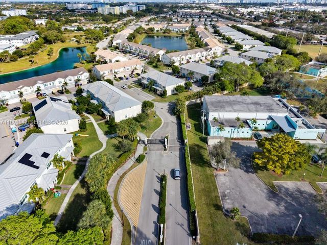 1422 Silk Oak Drive, Hollywood, FL 33021