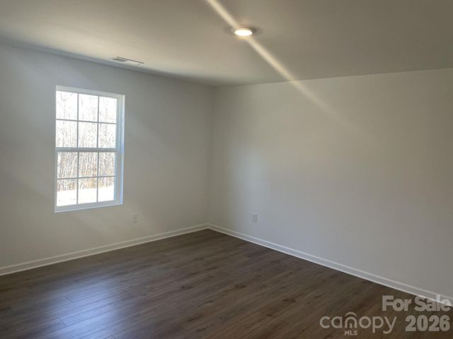 526 Sand Dunes Drive, Kannapolis, NC 28081