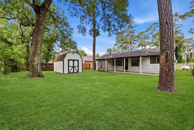 430 Eastwood Drive, New Caney, TX 77357